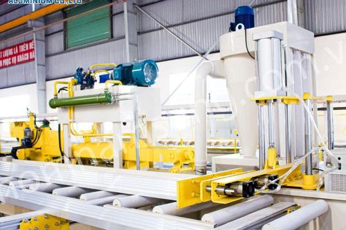 Máy ép định hình công nghệ cao 8 inch: Thiết bị đột phá đáp ứng các tiêu chuẩn sản xuất nghiêm ngặt