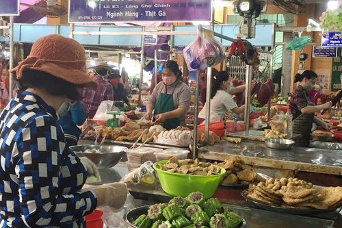 Tiểu thương cần được hỗ trợ bán hàng online