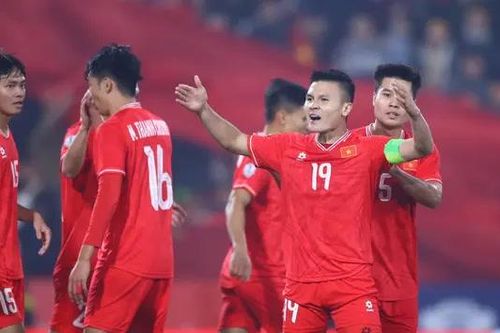 Sân cỏ nhân tạo có giúp Singapore làm khó tuyển Việt Nam?