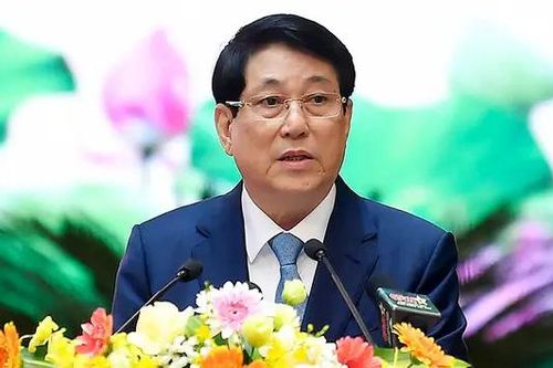 Giữ vững môi trường hòa bình, xây dựng, phát triển đất nước