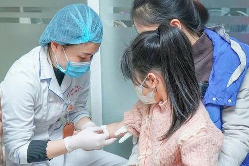 Bộ Y tế đề xuất chính sách hỗ trợ cho sinh viên ngành y như ngành sư phạm