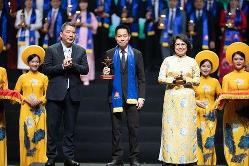 Buymed vinh dự được trao tặng Giải thưởng 'Sao Vàng đất Việt 2024' - Khẳng định vị thế doanh nghiệp trong ngành y tế