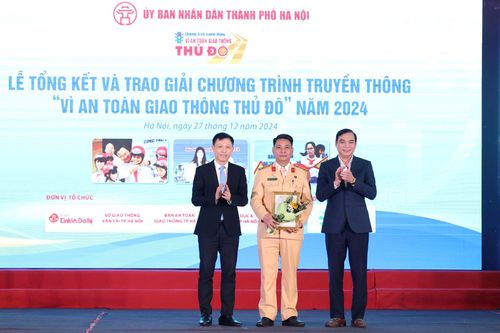 Trao giải cuộc thi Vì an toàn giao thông Thủ đô