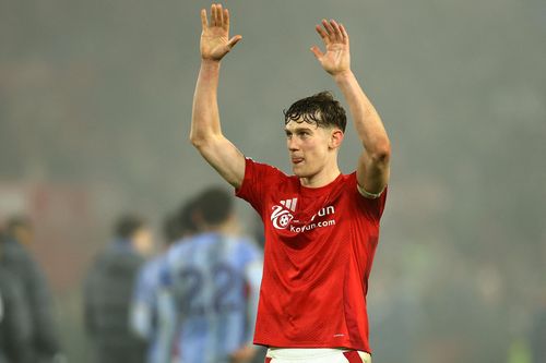Cái tên bất ngờ đứng thứ 3 tại Premier League