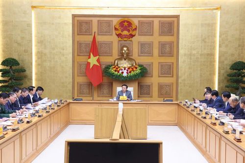 Phó Thủ tướng Trần Hồng Hà chủ trì cuộc họp về việc tháo gỡ khó khăn, vướng mắc đối với các dự án, đất đai