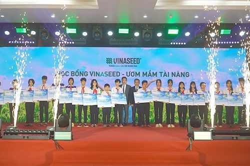Vinarice kỷ niệm 5 năm thành lập, trao học bổng Ươm mầm tài năng