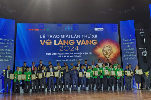 Giải thưởng Vô lăng vàng 2024 vinh danh 30 đơn vị vận tải, 60 lái xe bảo đảm an toàn giao thông