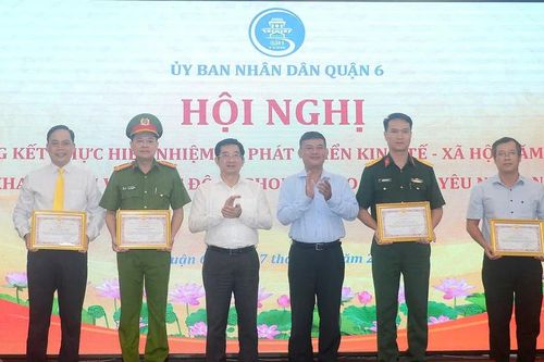 Quận 6 hoàn thành mục tiêu không còn hộ nghèo