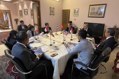 Việt Nam chủ trì phiên họp lần thứ 62 của Ủy ban ASEAN tại Bangladesh
