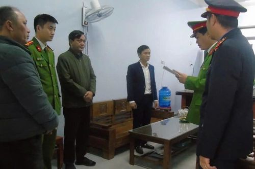 Bắt tạm giam tài xế ô tô gây tai nạn khiến 1 học sinh tử vong ở Quảng Bình