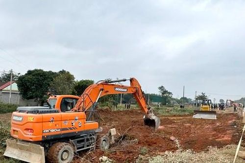 Giải tỏa xong 'điểm nghẽn' cuối cùng trên cao tốc Bắc - Nam qua Quảng Bình
