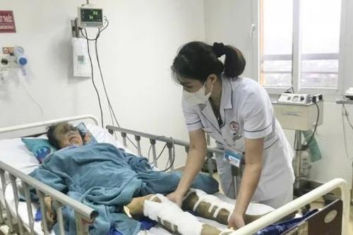 Cứu sống bệnh nhân 69 tuổi bị TNGT đa chấn thương