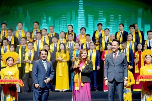 BAC A BANK - Top 100 doanh nghiệp 'Sao vàng Đất Việt 2024'