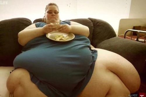 Người phụ nữ béo nhất thế giới với cân nặng 353kg hiện tại ra sao sau khi giảm được 200kg?