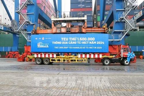 Tân Cảng Hải Phòng 'đón' TEU hàng thứ 1.500.000 qua cảng