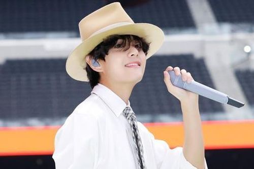 Billboard vinh danh V (BTS)