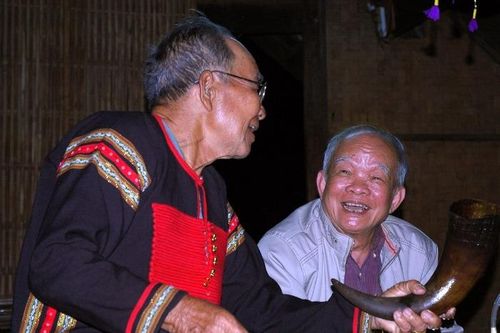 'Các bạn tôi ở trên ấy' của nhà văn Nguyên Ngọc tái ngộ độc giả