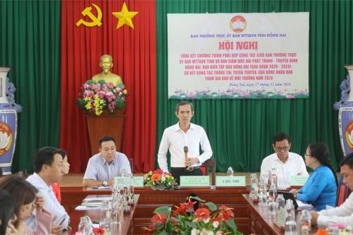 Khen thưởng 64 cá nhân, tập thể làm tốt công tác thông tin, tuyên truyền, vận động nhân dân tham gia bảo vệ môi trường