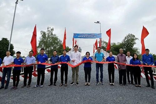 Khánh thành đưa vào sử dụng cầu Hy vọng số 400 tại TP Sa Đéc