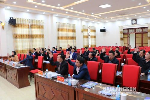 Hội nghị Ban Chấp hành Đảng bộ huyện Chi Lăng kỳ chuyên đề