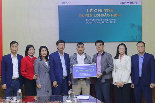 Bảo hiểm nhân thọ BIDV Metlife chi trả 343 triệu đồng quyền lợi bảo hiểm cho khách hàng