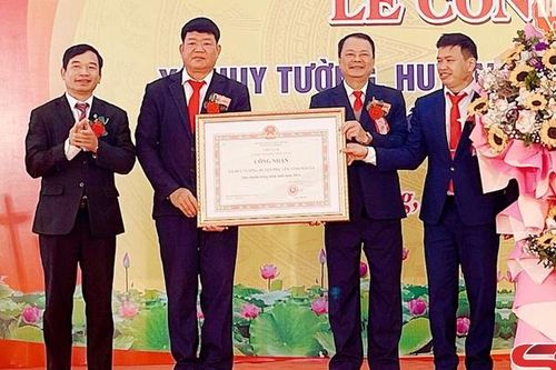 Xã Huy Tường đạt chuẩn nông thôn mới