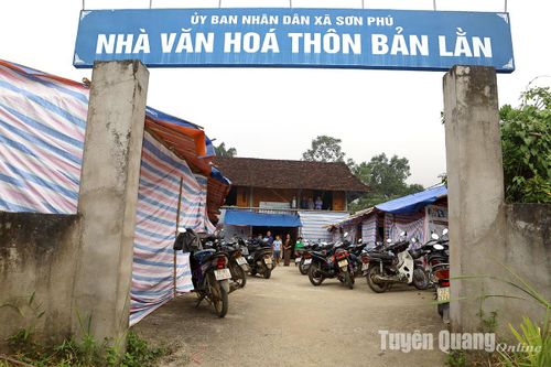 19 hộ dân thôn Bản Lằn được bốc thăm lựa chọn vị trí nhà ở