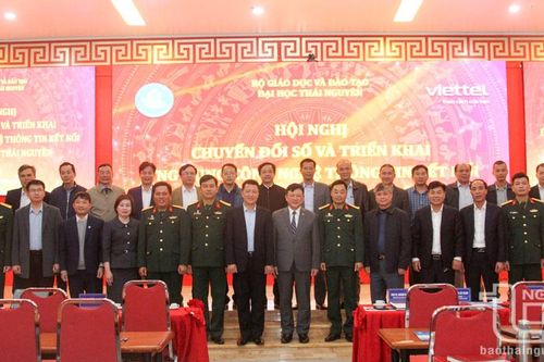 Triển khai nền tảng công nghệ thông tin kết nối toàn Đại học Thái Nguyên