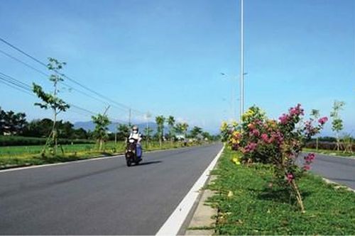 Phong Điền ngày càng xanh, sạch, sáng