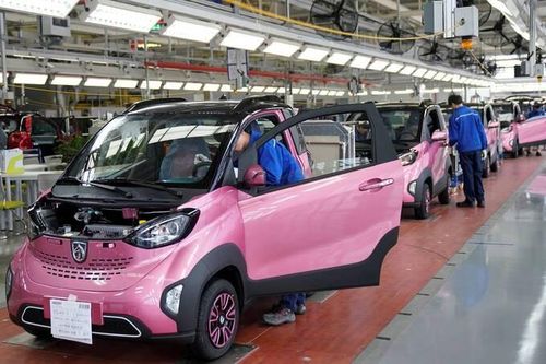 Trào lưu xe điện ở Trung Quốc đẩy các công ty dầu mỏ vào thế khó