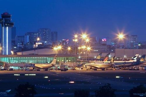 Tăng cường xe dự phòng, chuyến bay dịp cao điểm Tết
