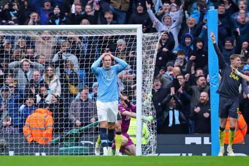 Liverpool bức tốc, Chelsea hụt hơi