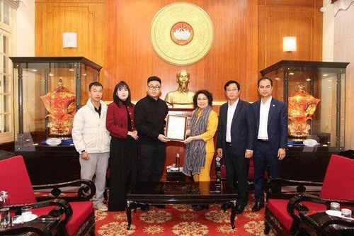 Hơn 2 tỷ đồng hỗ trợ người nghèo, người có hoàn cảnh khó khăn
