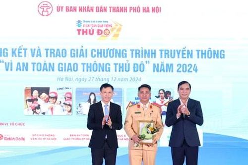 Hà Nội trao giải truyền thông 'Vì an toàn giao thông Thủ đô' năm 2024