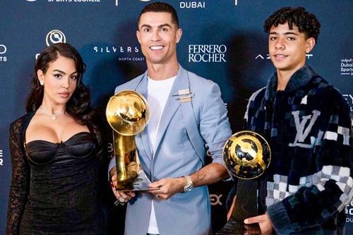Bất ngờ với thể hình của con trai Ronaldo ở tuổi 14