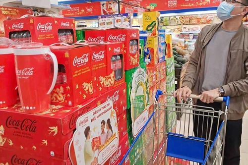 Siêu thị tổ chức khuyến mại 'khủng' chào đón Tết Dương lịch 2025