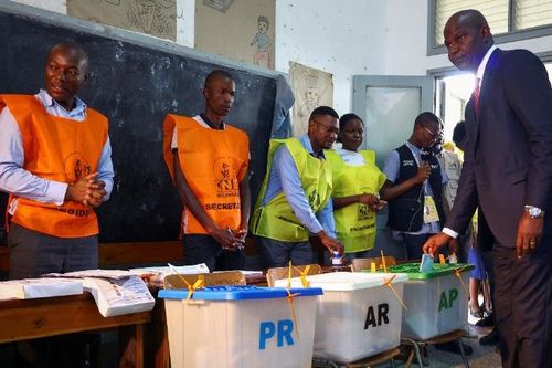 Tổng thống đắc cử Mozambique kêu gọi 'bất bạo động' và 'đoàn kết'