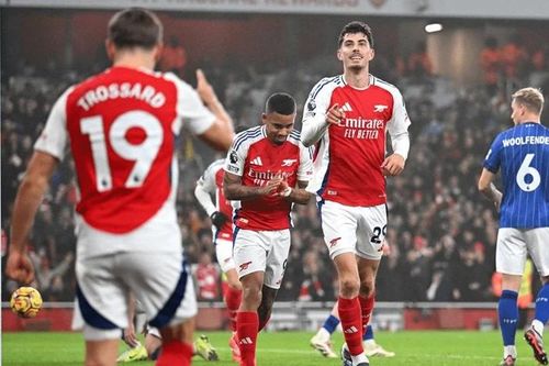 Arsenal vươn lên nhì bảng sau chiến thắng 1-0 trước Ipswich