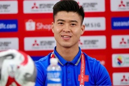 Duy Mạnh: Trận lượt về gặp Singapore mới thực sự khó khăn