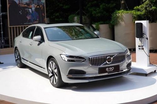Điểm mặt 10 mẫu xe sedan 'đổ bộ' thị trường Việt Nam trong năm 2024
