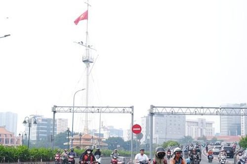 Mưa trái mùa tiếp tục xuất hiện ở TPHCM những ngày tới