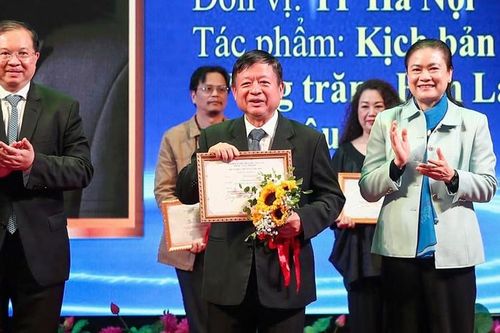 Nhạc sĩ Đỗ Hồng Quân vui mừng vì có tác phẩm sống mãi với thời gian