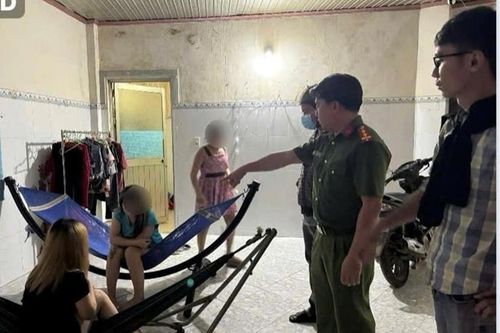 Triệt xóa nhiều tụ điểm kích dục 'núp bóng' cà phê võng