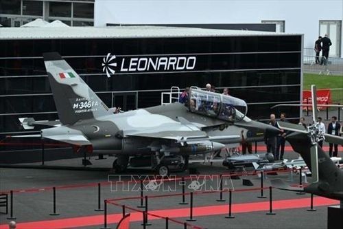 Áo mua 12 máy bay tiêm kích của Italy