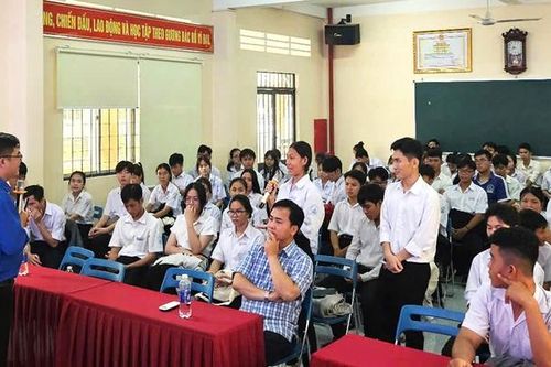 Học sinh đồng bằng sông Cửu Long hào hứng với 'Hành trình kiến tạo tương lai'