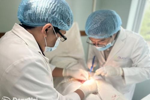 Cảnh báo trẻ vị thành niên mắc các bệnh lây qua đường tình dục