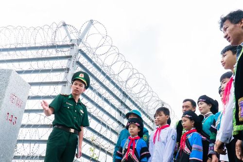 Xây dựng thế trận an ninh vững chắc trên tuyến biên giới Mường Khương