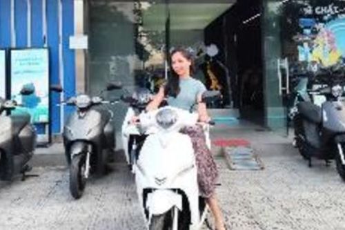 Người dùng xe máy điện VinFast chỉ ra hàng loạt lợi ích sau khi 'chuyển đổi xanh'
