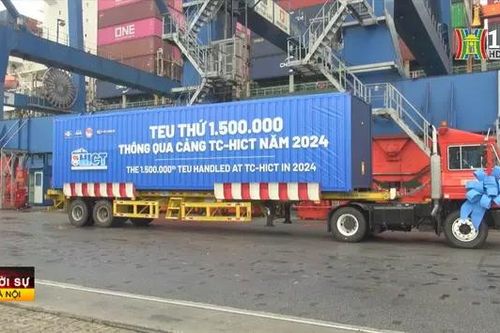 'Cảng biển xanh' đón TEU hàng thứ 1.500.000