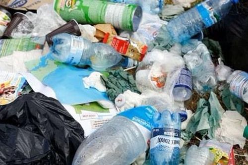 Bãi rác thải gây ô nhiễm tại đường Võ Nguyên Giáp